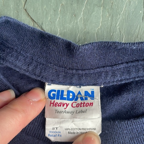 T-Shirt - Picture 3 of 4